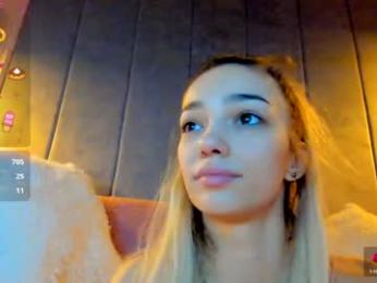 sassyt33n chaturbate stream image