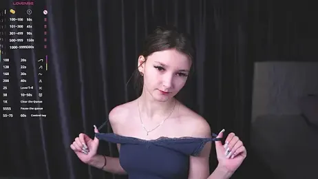 DongMolt stripchat stream image