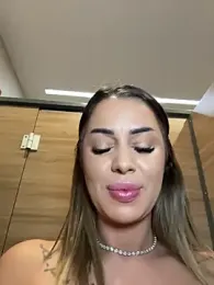 KirstieVegas stripchat stream image