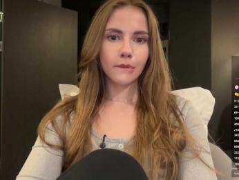 VikkiExtraCheese bongacams stream image