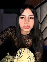 Laura-Khalifa stripchat stream image