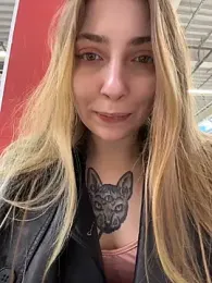 Sunny___Bunny stripchat stream image