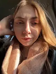 Sunny___Bunny stripchat stream image