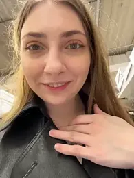 Sunny___Bunny stripchat stream image