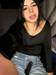 Laura-Khalifa stripchat stream image