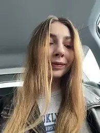 Sunny___Bunny stripchat stream image