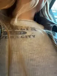 Sunny___Bunny stripchat stream image