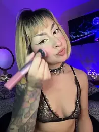 Cinamoonn stripchat stream image, 01.04.2026 20:40