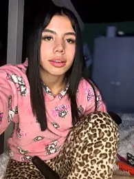 Laura-Khalifa stripchat stream image