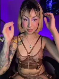 Cinamoonn stripchat stream image, 16.04.2026 16:00