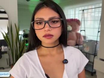 sweet_littleee chaturbate stream image